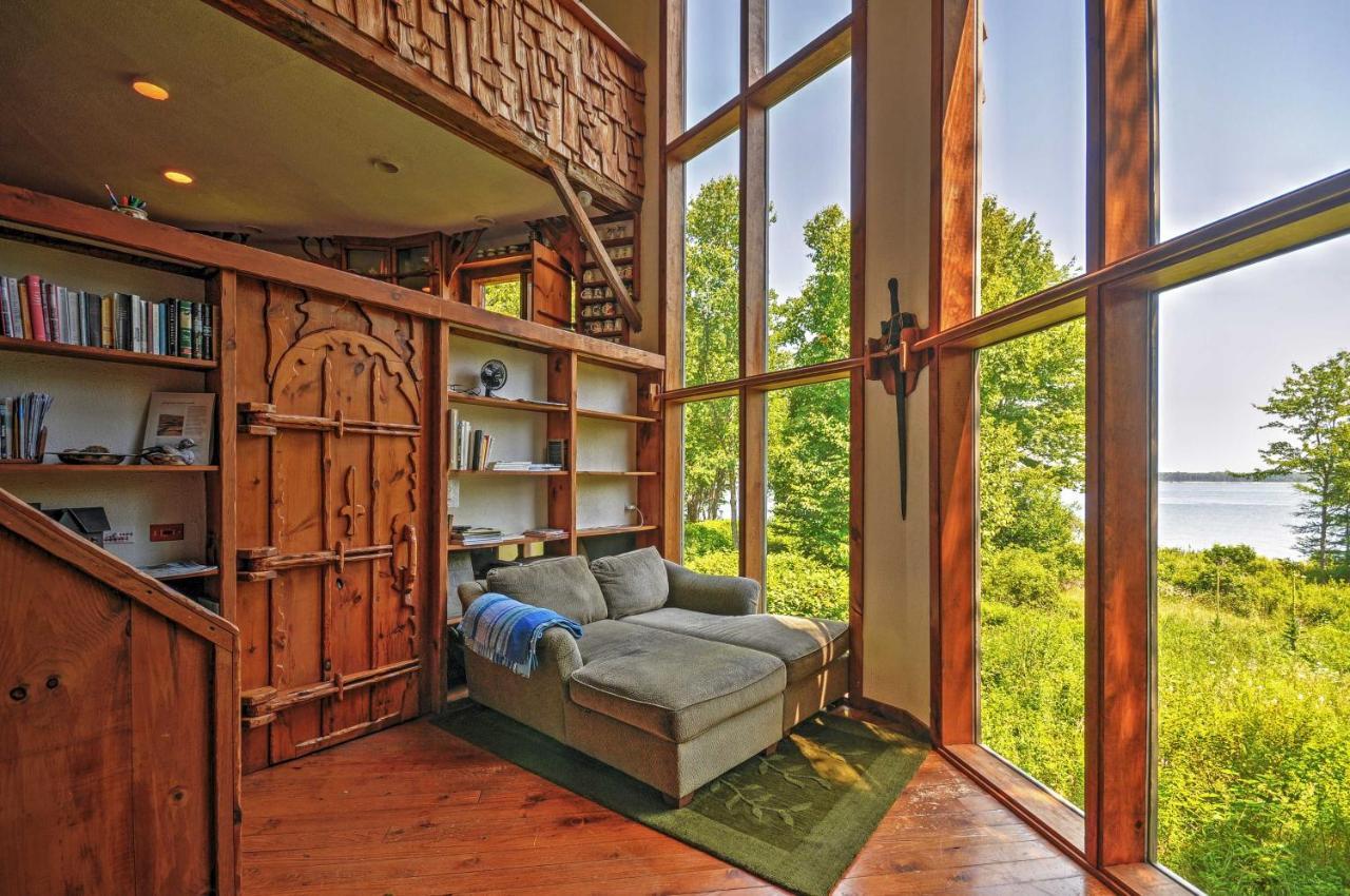 Вілла Dragonwood Castle On Waterfront With Stunning View Prospect Harbor Екстер'єр фото